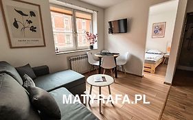 Apartamentsbymatyrafa-Iv